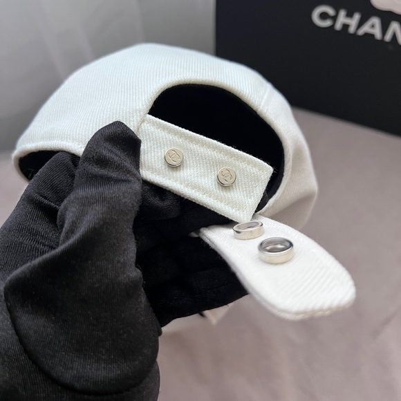 Auth Chanel Classic White Denim Sequin CC Logo Baseball Cap Hat - One Size - Picture 5 of 11